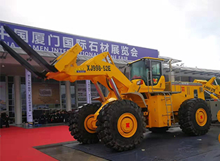 xiajin viljuškar na 19. međunarodnoj izložbi kamena u Xiamenu